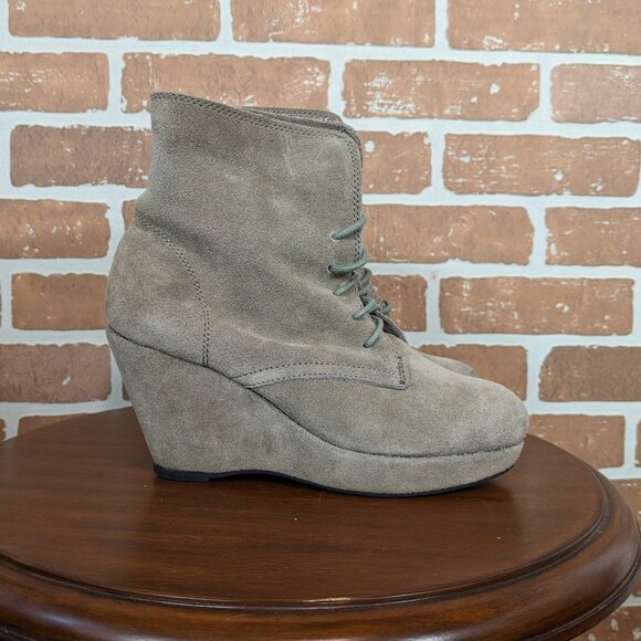 Steve Madden Suede Platform Wedge Booties - Picture 1 of 8
